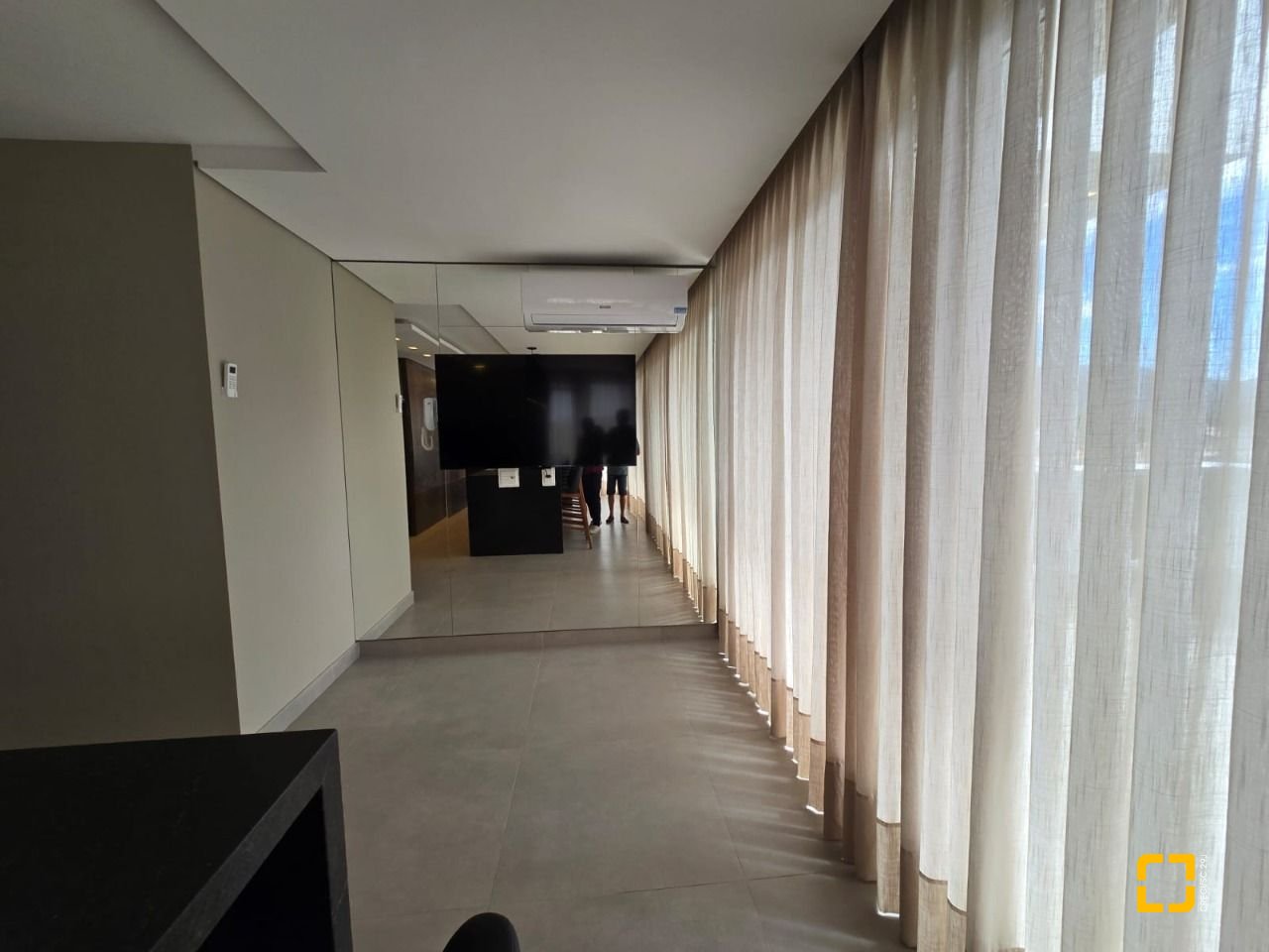Apartamento com 35m², 1 quarto, 1 garagem, no bairro Campeche em Florianópolis