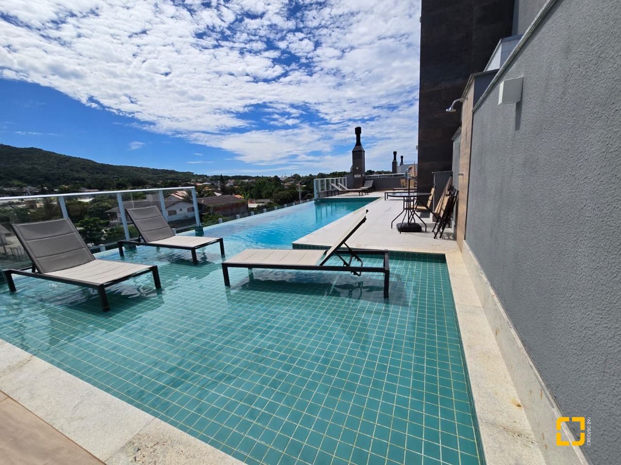 Apartamento com 35m², 1 quarto, 1 garagem, no bairro Campeche em Florianópolis