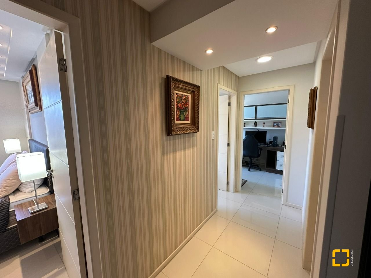 Cobertura com 118m², 4 quartos (sendo 1 suíte), 2 garagens, no bairro Trindade em Florianópolis