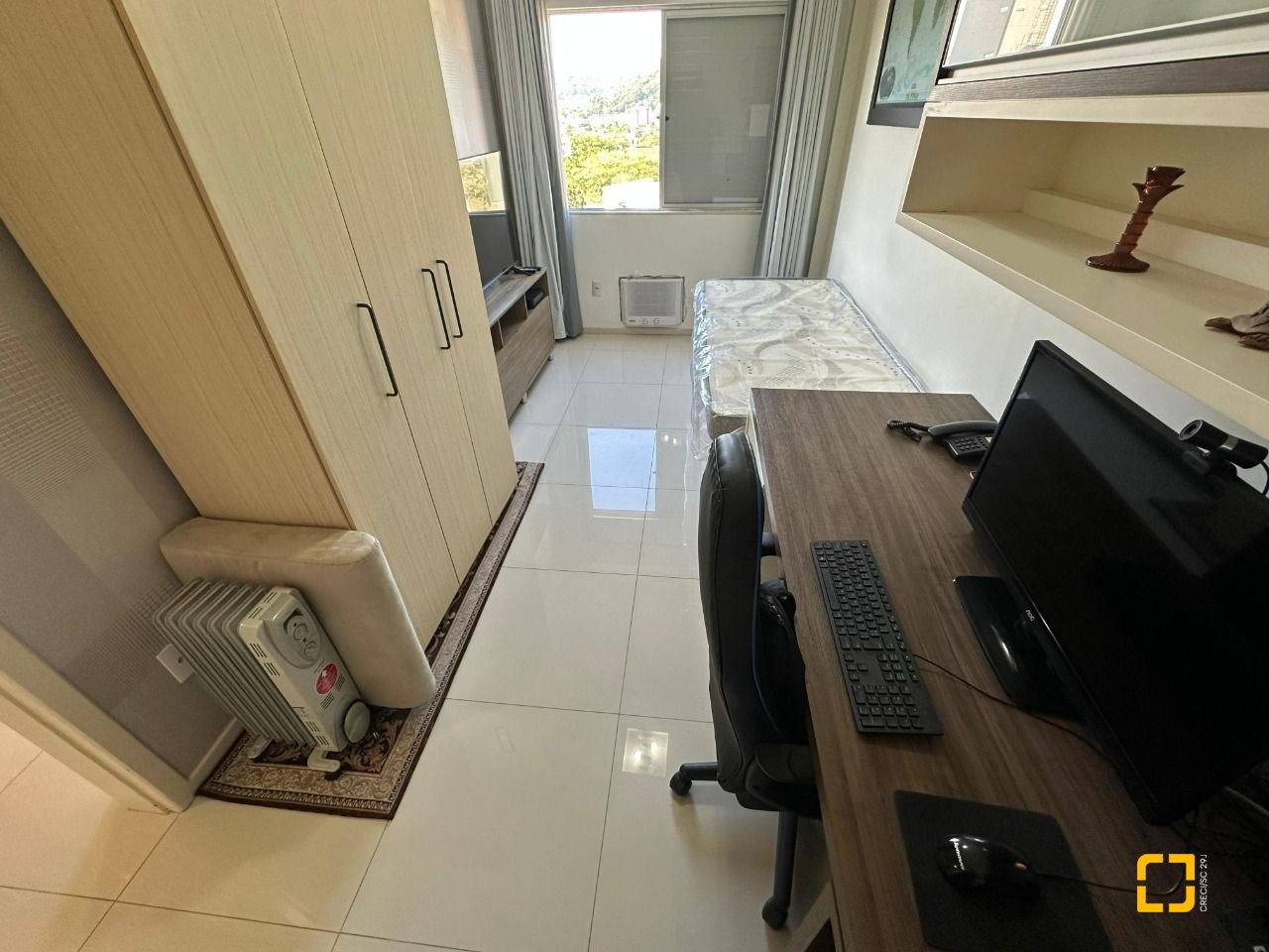 Cobertura com 118m², 4 quartos (sendo 1 suíte), 2 garagens, no bairro Trindade em Florianópolis