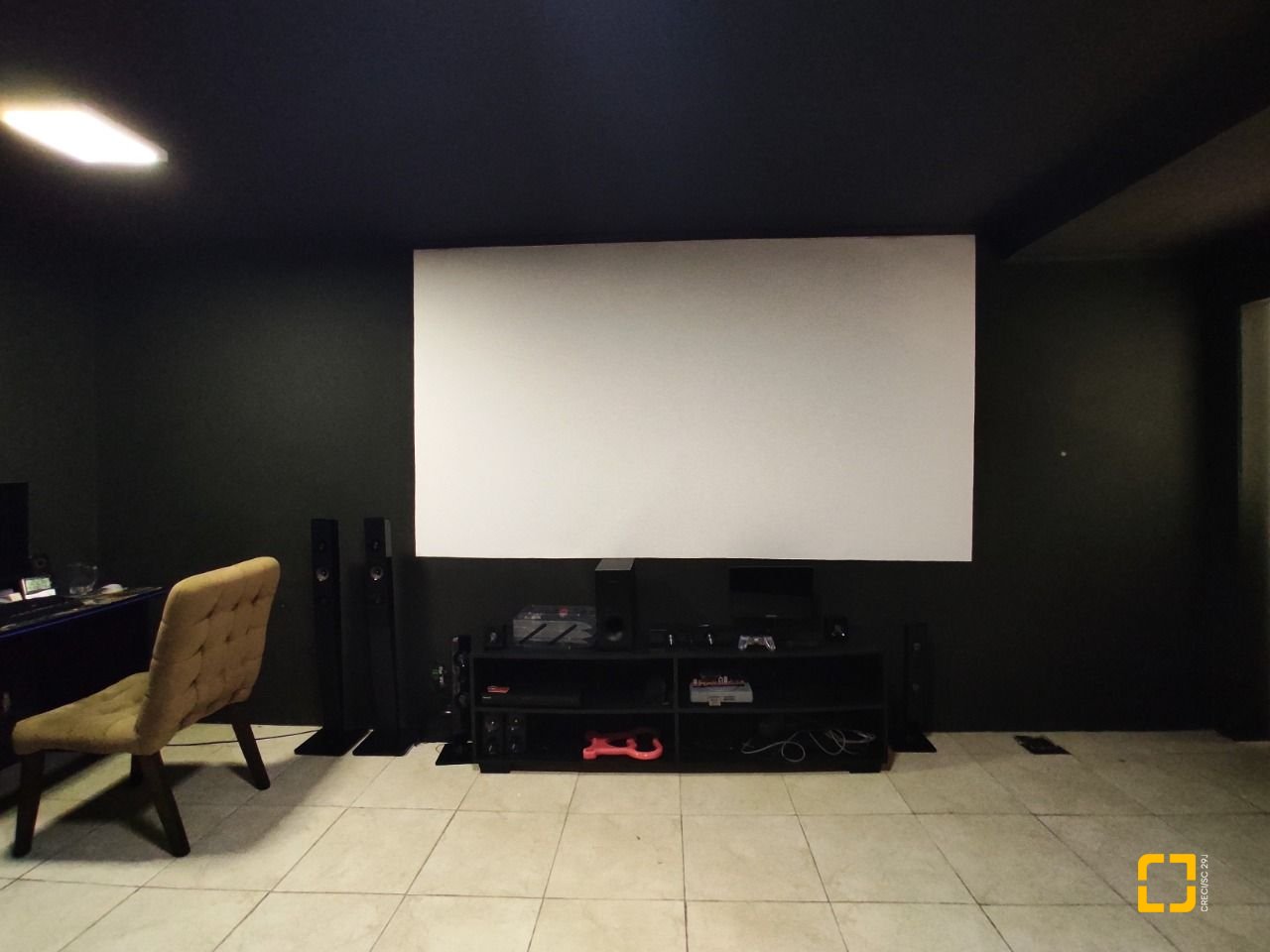 Casa com 389m², 6 quartos (sendo 2 suítes), 4 garagens, no bairro Nossa Senhora do Rosário em São José