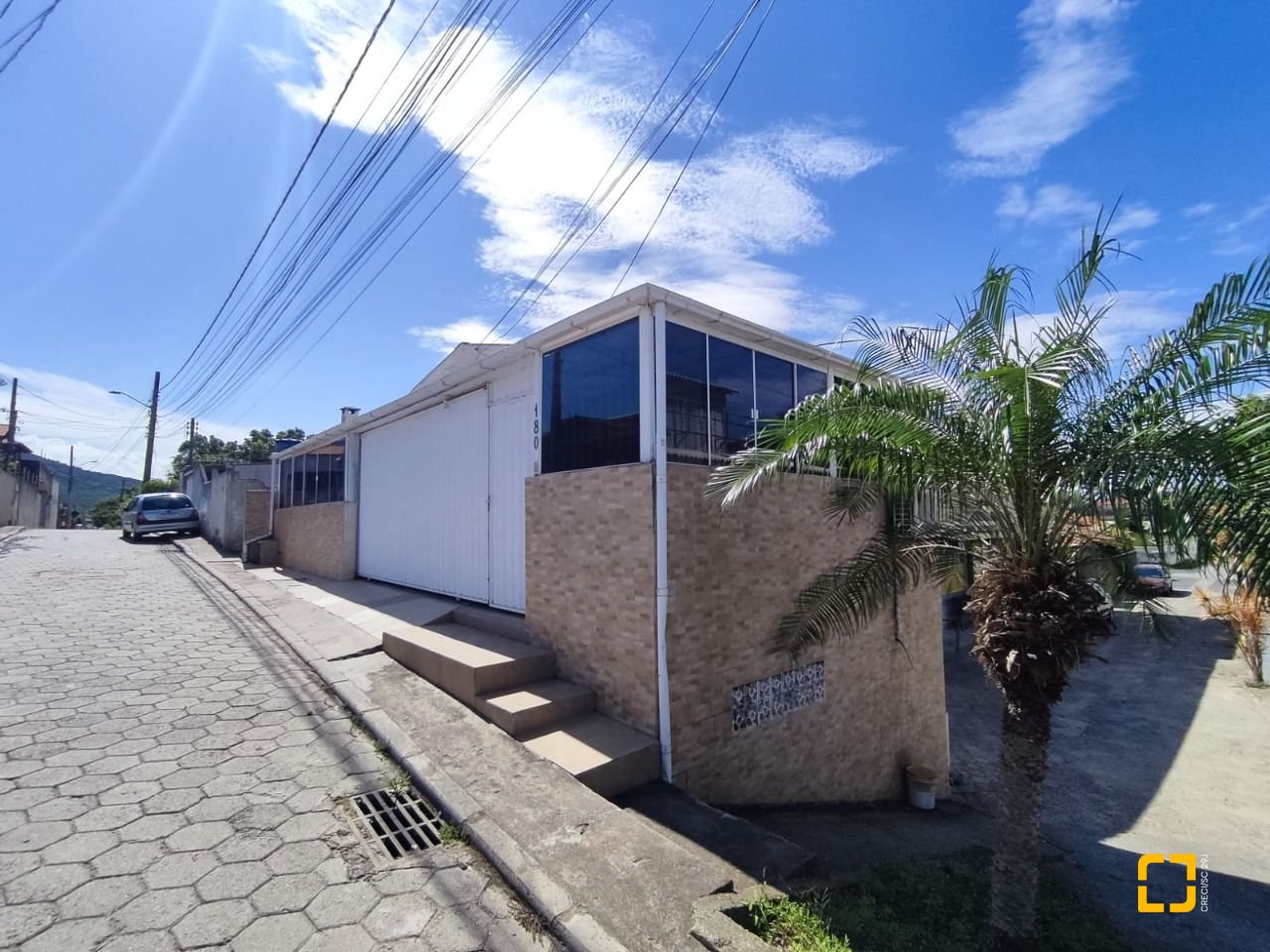 Casa com 563m², 2 garagens, no bairro Ingleses em Florianópolis