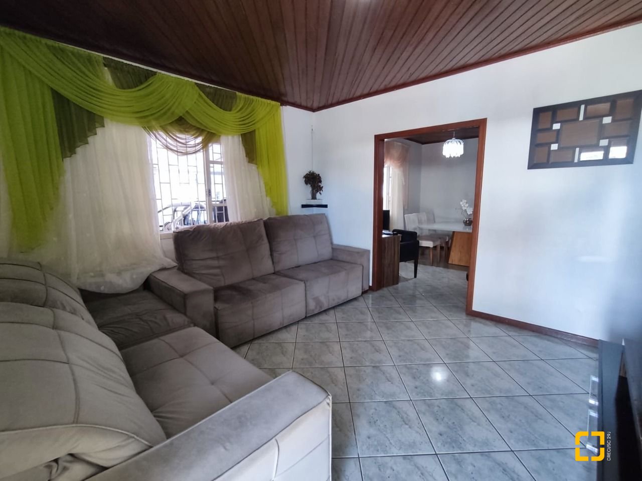 Casa com 563m², 2 garagens, no bairro Ingleses em Florianópolis