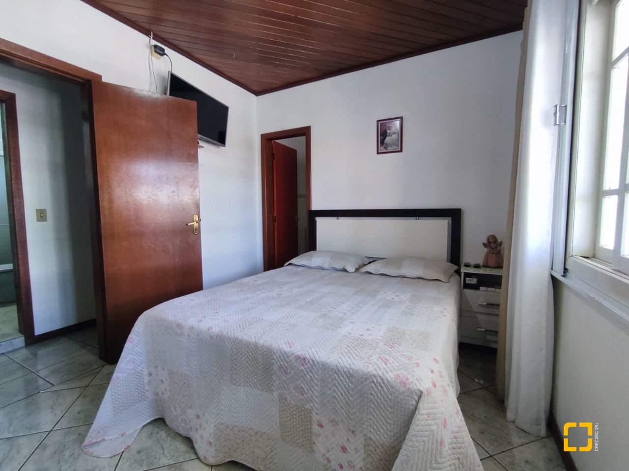 Casa com 563m², 2 garagens, no bairro Ingleses em Florianópolis