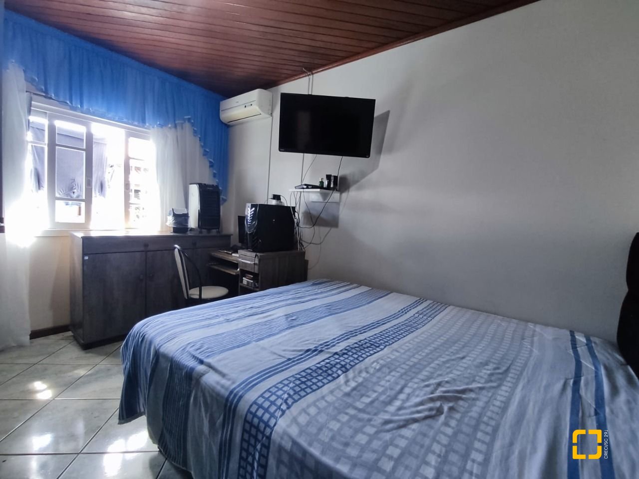 Casa com 563m², 2 garagens, no bairro Ingleses em Florianópolis