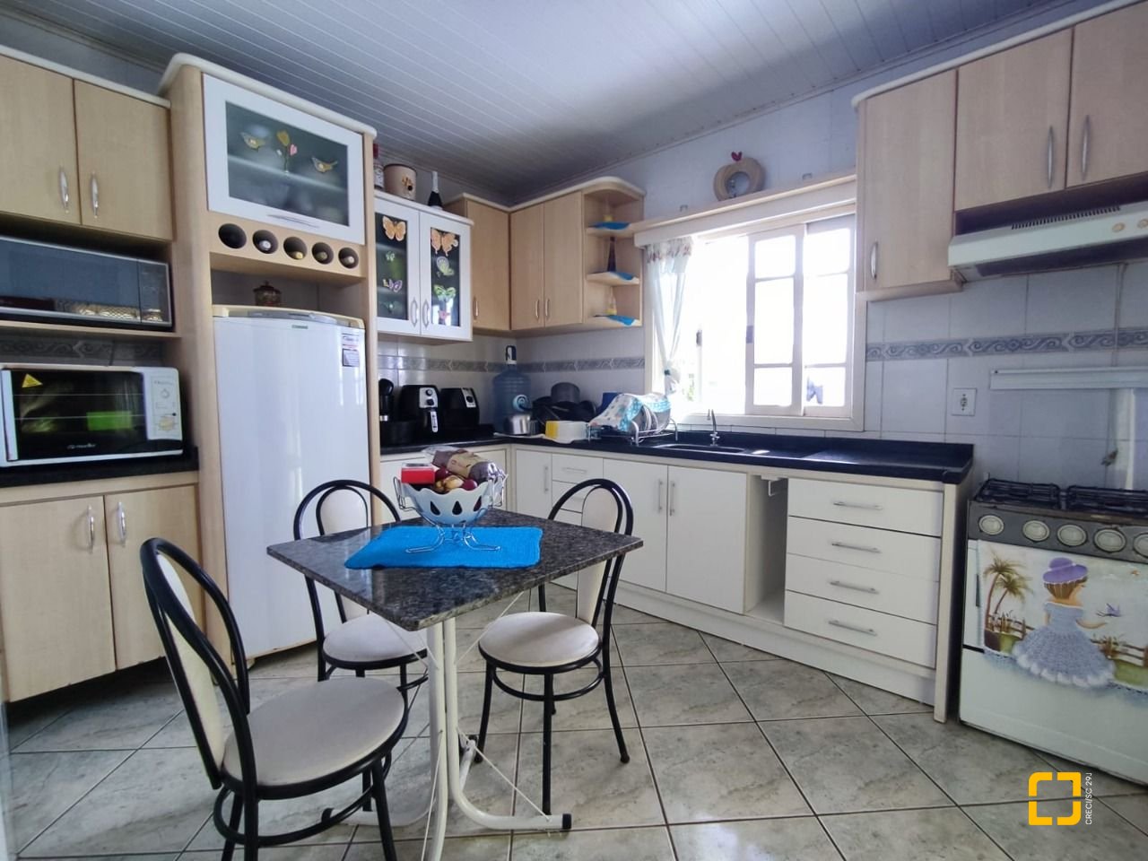 Casa com 563m², 2 garagens, no bairro Ingleses em Florianópolis