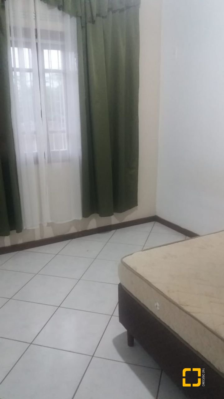 Casa com 563m², 2 garagens, no bairro Ingleses em Florianópolis