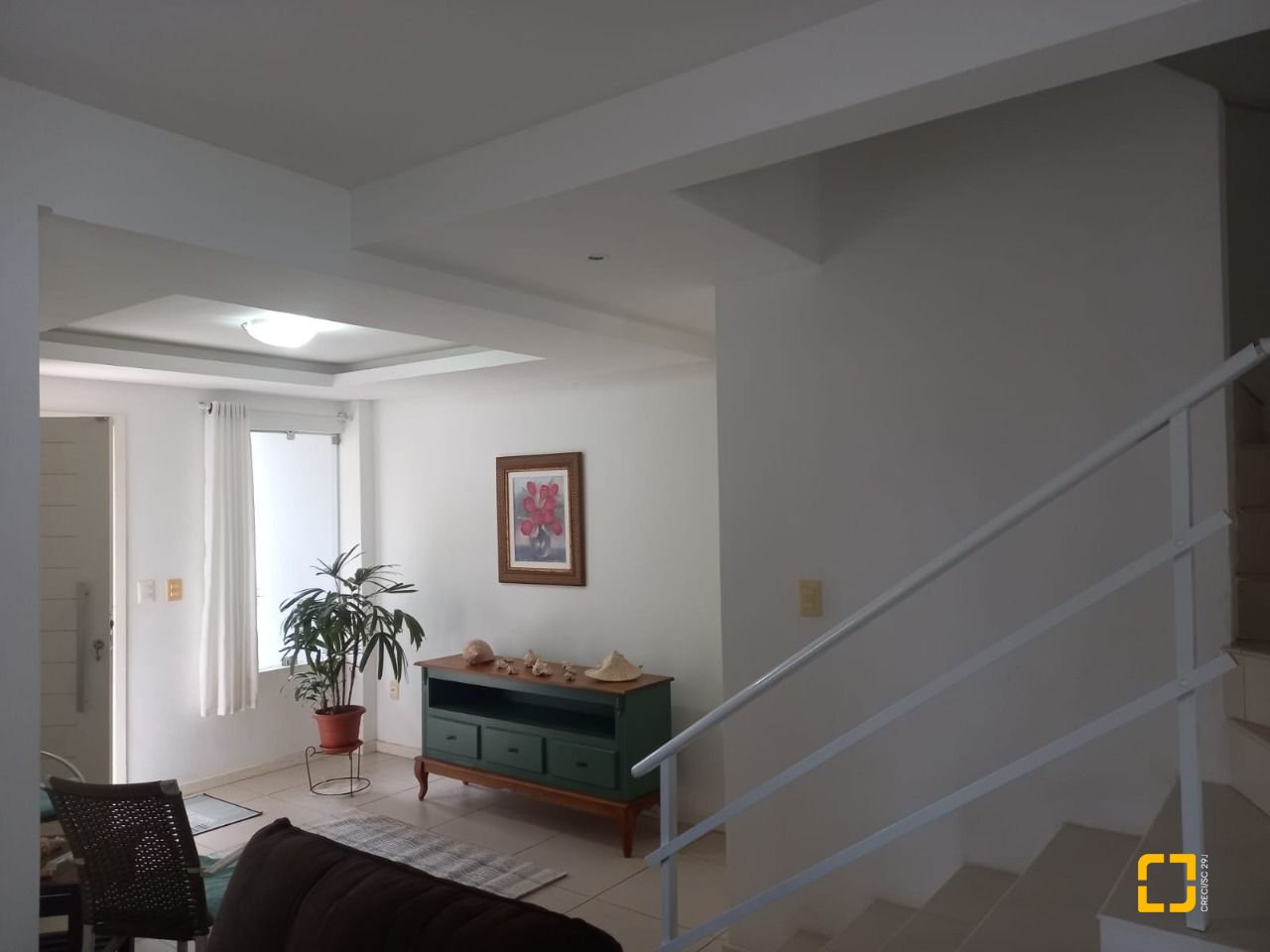 Casa com 150m², 4 quartos (sendo 2 suítes), 2 garagens, no bairro Canasvieiras em Florianópolis