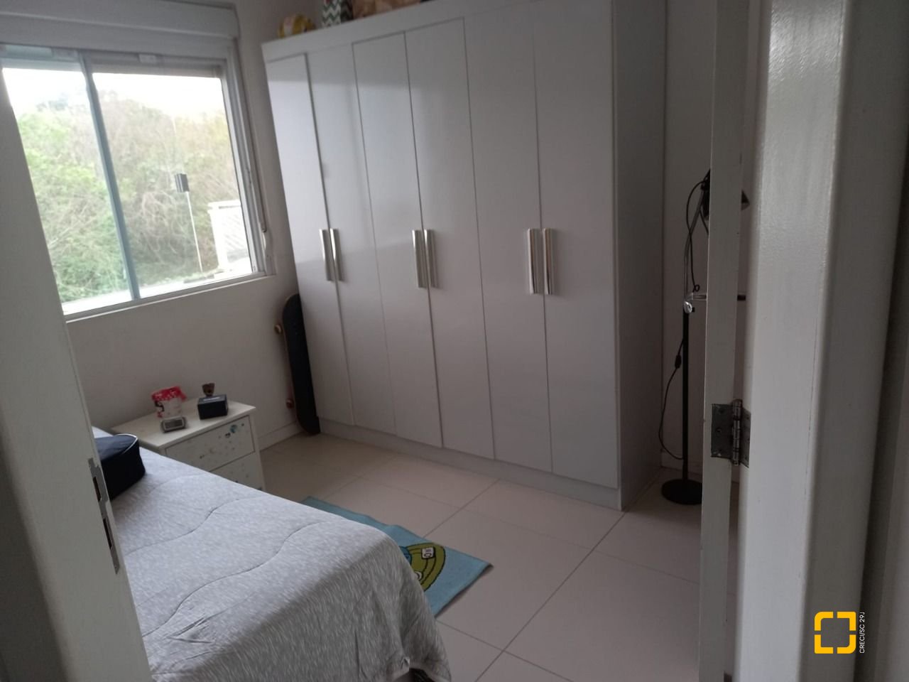 Casa com 150m², 4 quartos (sendo 2 suítes), 2 garagens, no bairro Canasvieiras em Florianópolis