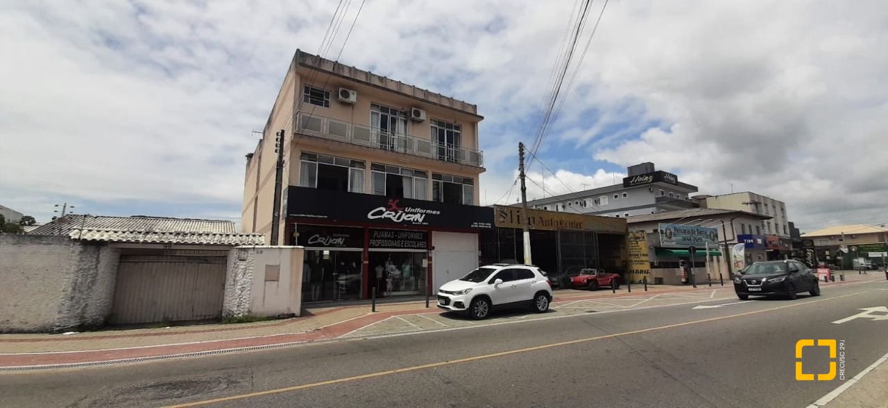 Prédio com 750m², 1 garagem, no bairro Ponte do Imaruim em Palhoça
