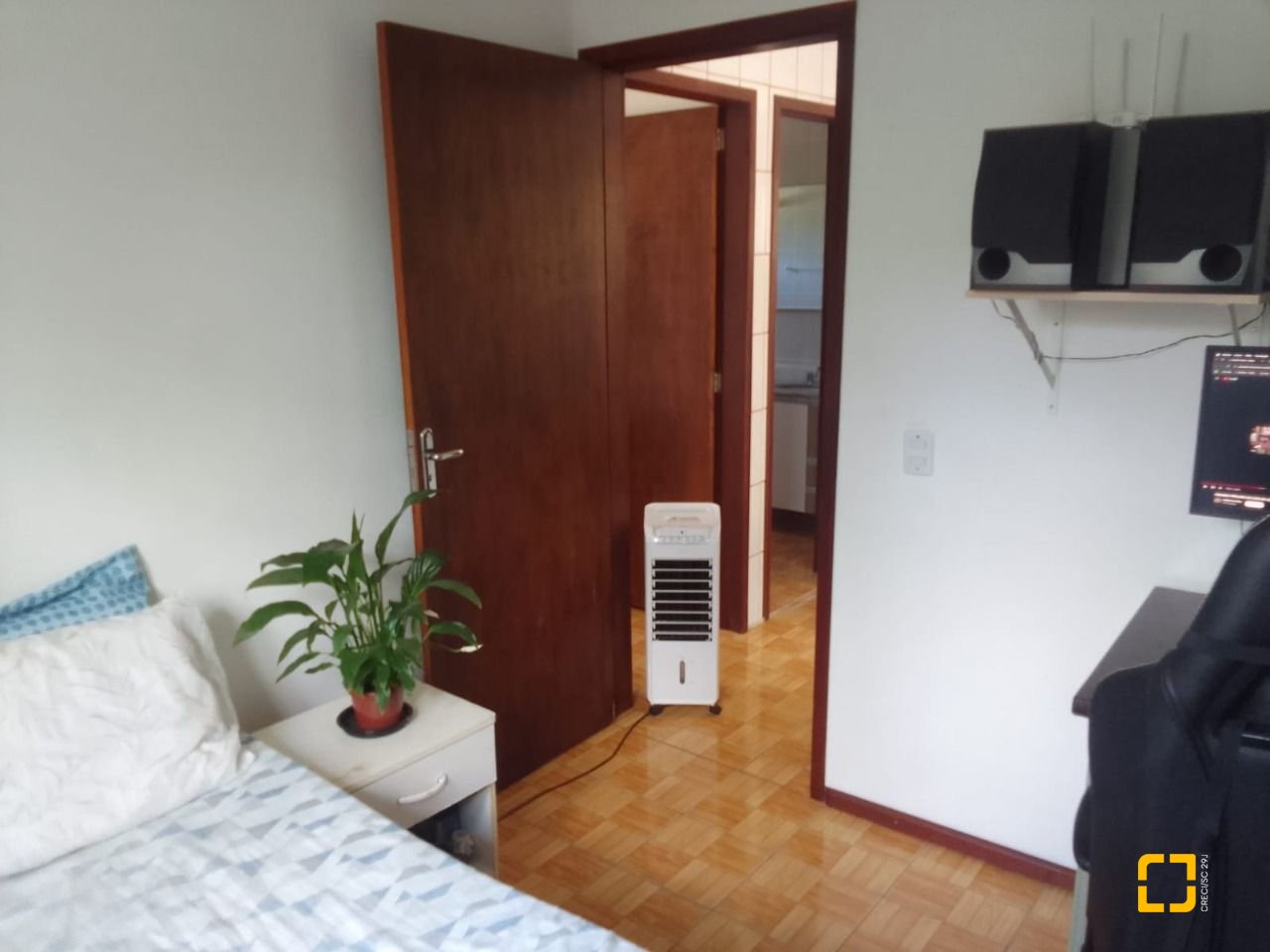 Casa com 125m², 3 quartos, 5 garagens, no bairro Tapera da Base em Florianópolis