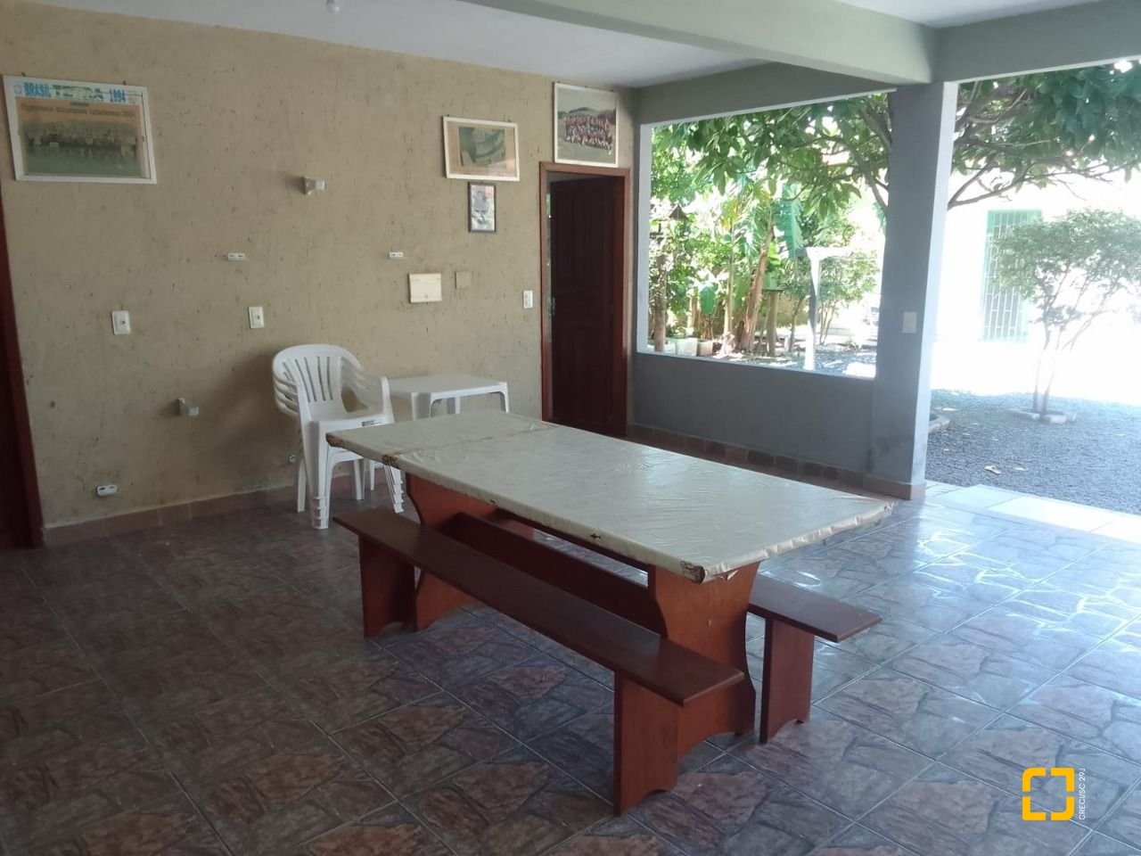 Casa com 125m², 3 quartos, 5 garagens, no bairro Tapera da Base em Florianópolis