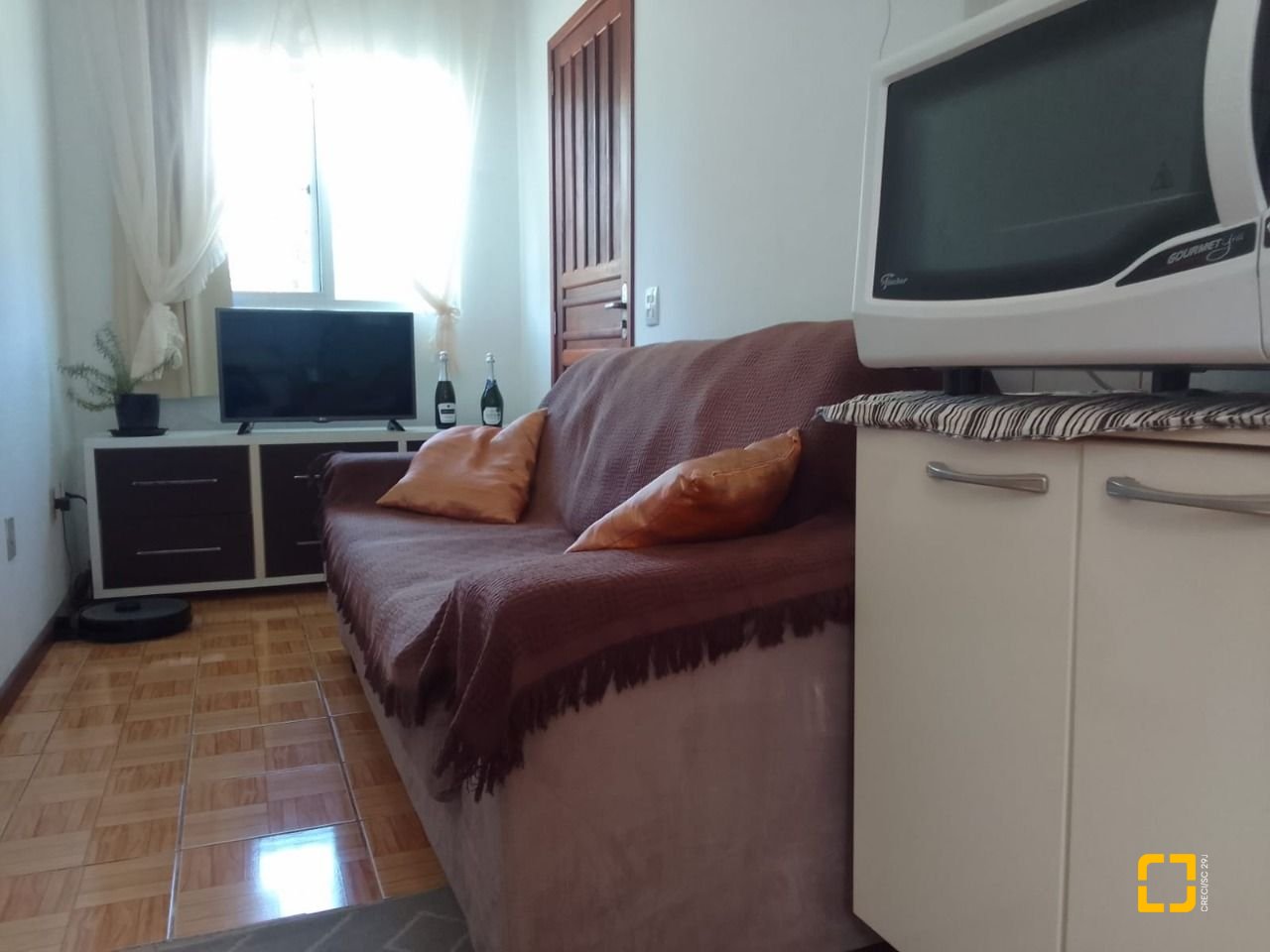 Casa com 125m², 3 quartos, 5 garagens, no bairro Tapera da Base em Florianópolis