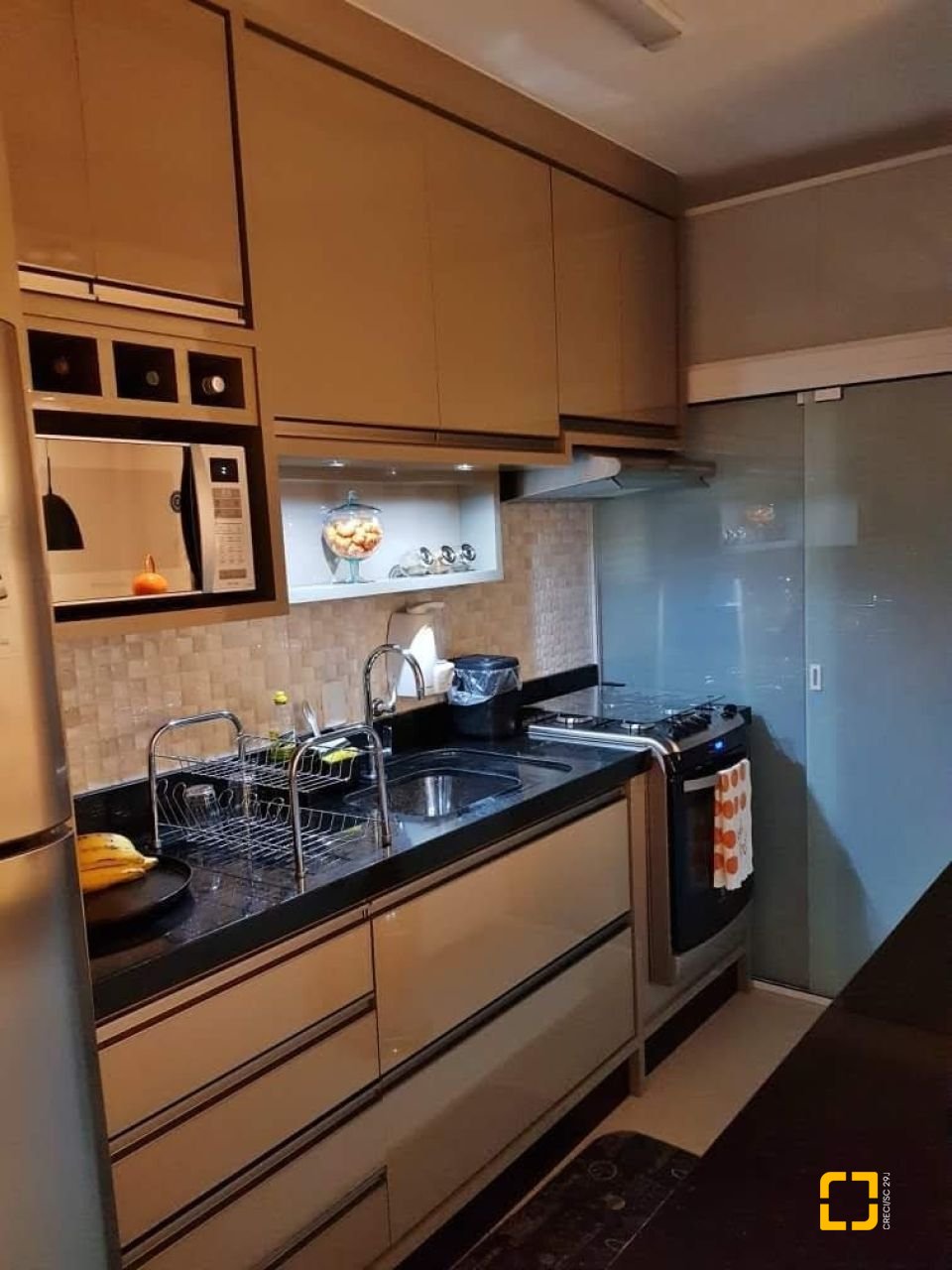 Apartamento com 66m², 3 quartos (sendo 1 suíte), 1 garagem, no bairro Canasvieiras em Florianópolis