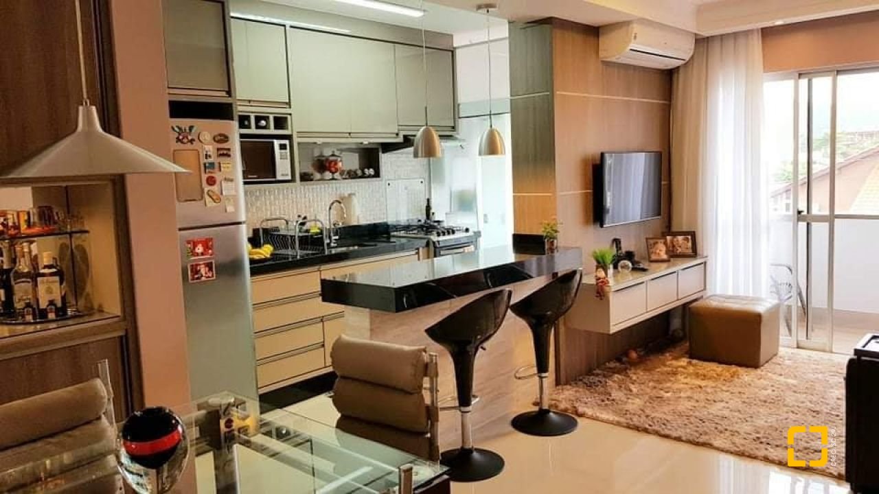 Apartamento com 66m², 3 quartos (sendo 1 suíte), 1 garagem, no bairro Canasvieiras em Florianópolis