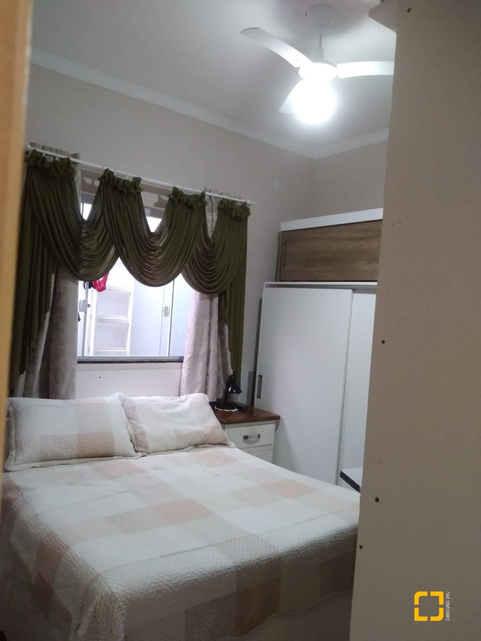 Casa com 100m², 2 quartos, 1 garagem, no bairro São João do Rio Vermelho em Florianópolis