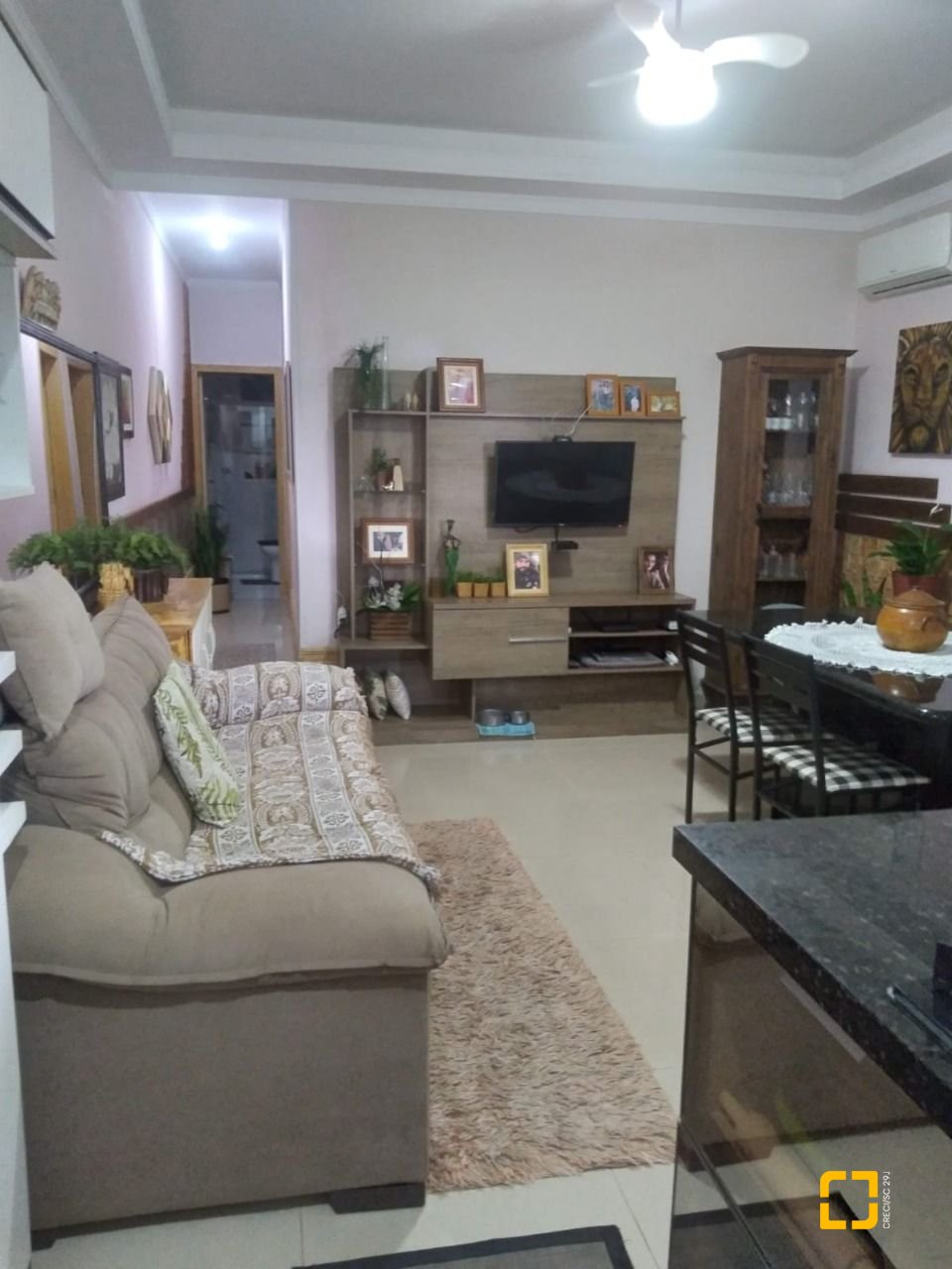 Casa com 100m², 2 quartos, 1 garagem, no bairro São João do Rio Vermelho em Florianópolis