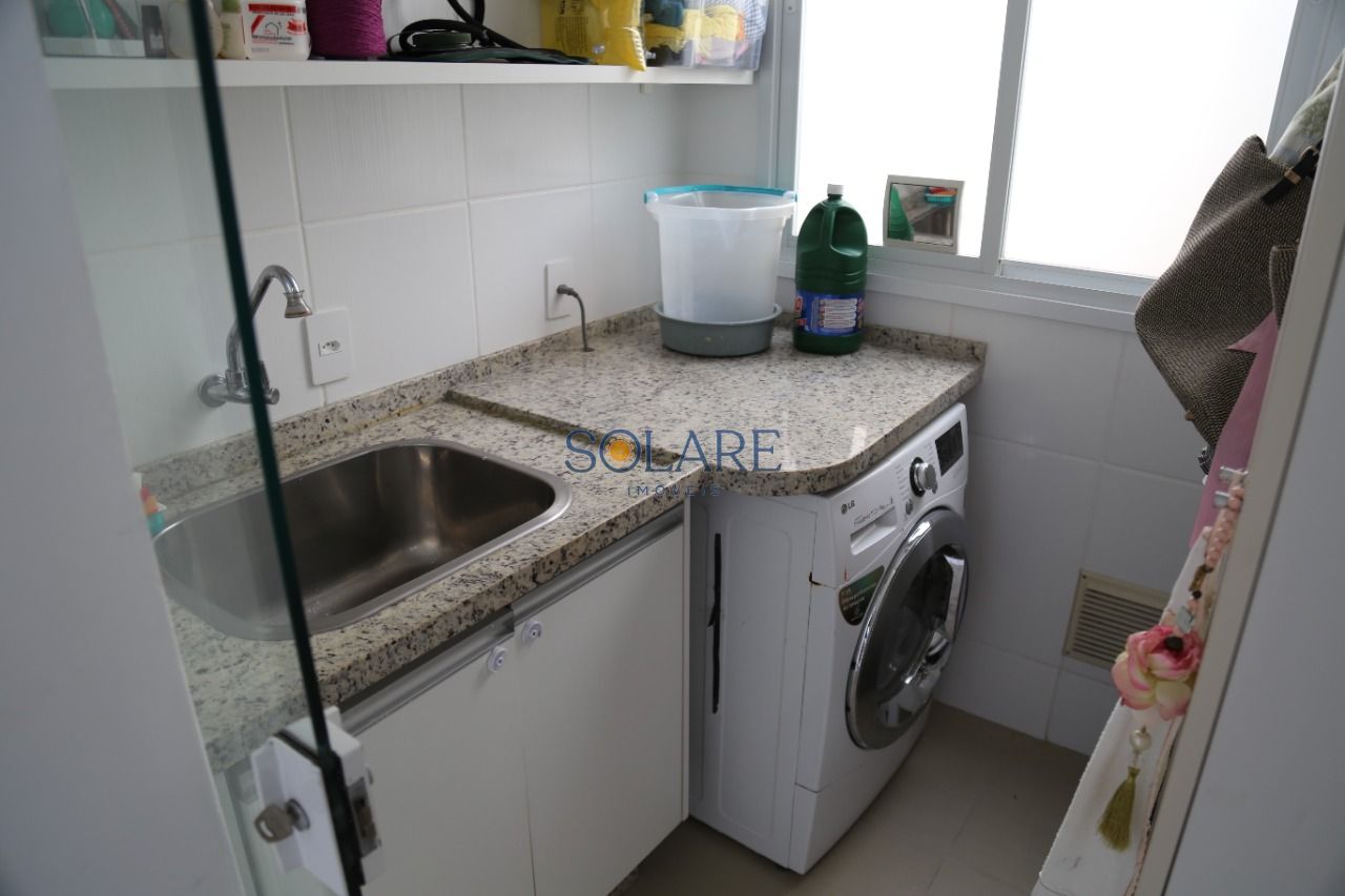 Cobertura com 225m², 5 quartos (sendo 2 suítes), 2 garagens, no bairro Ingleses do Rio Vermelho em Florianópolis