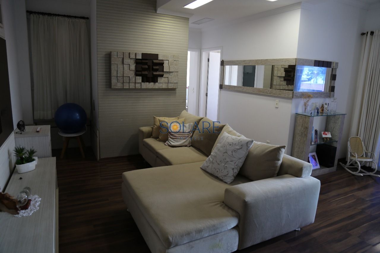 Cobertura com 225m², 5 quartos (sendo 2 suítes), 2 garagens, no bairro Ingleses do Rio Vermelho em Florianópolis