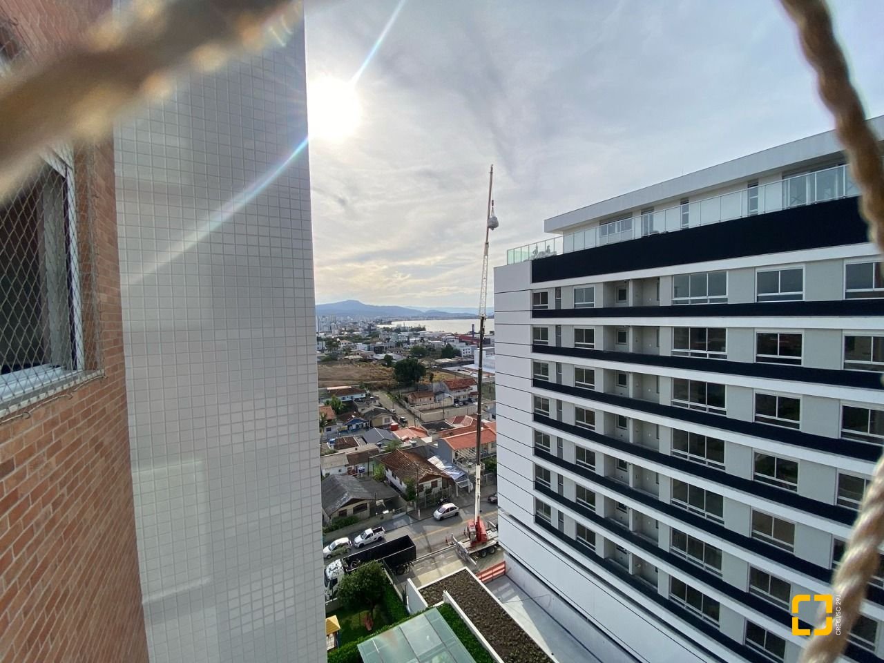 Apartamento com 109m², 4 quartos (sendo 1 suíte), 2 garagens, no bairro Estreito em Florianópolis