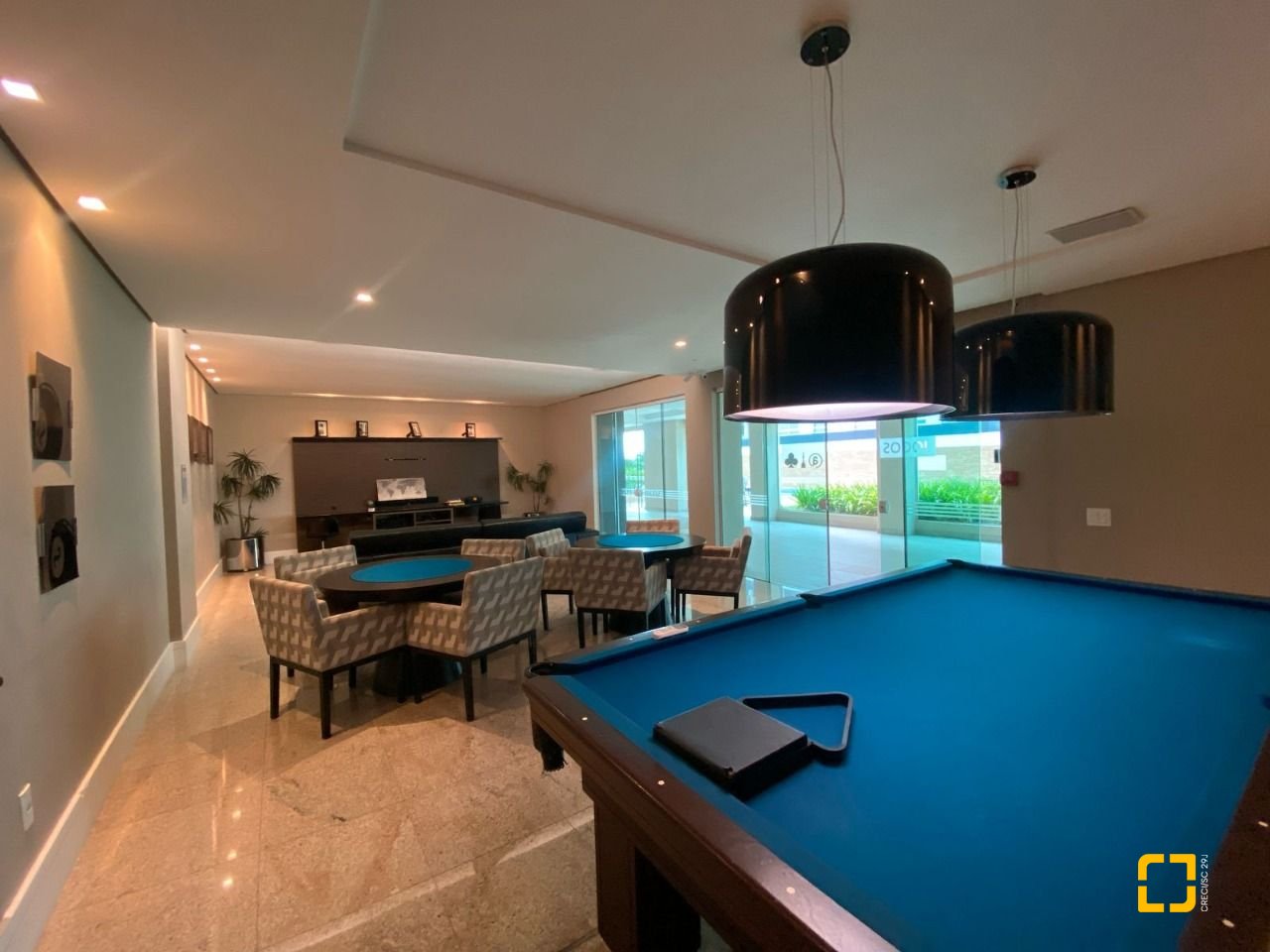 Apartamento com 109m², 4 quartos (sendo 1 suíte), 2 garagens, no bairro Estreito em Florianópolis