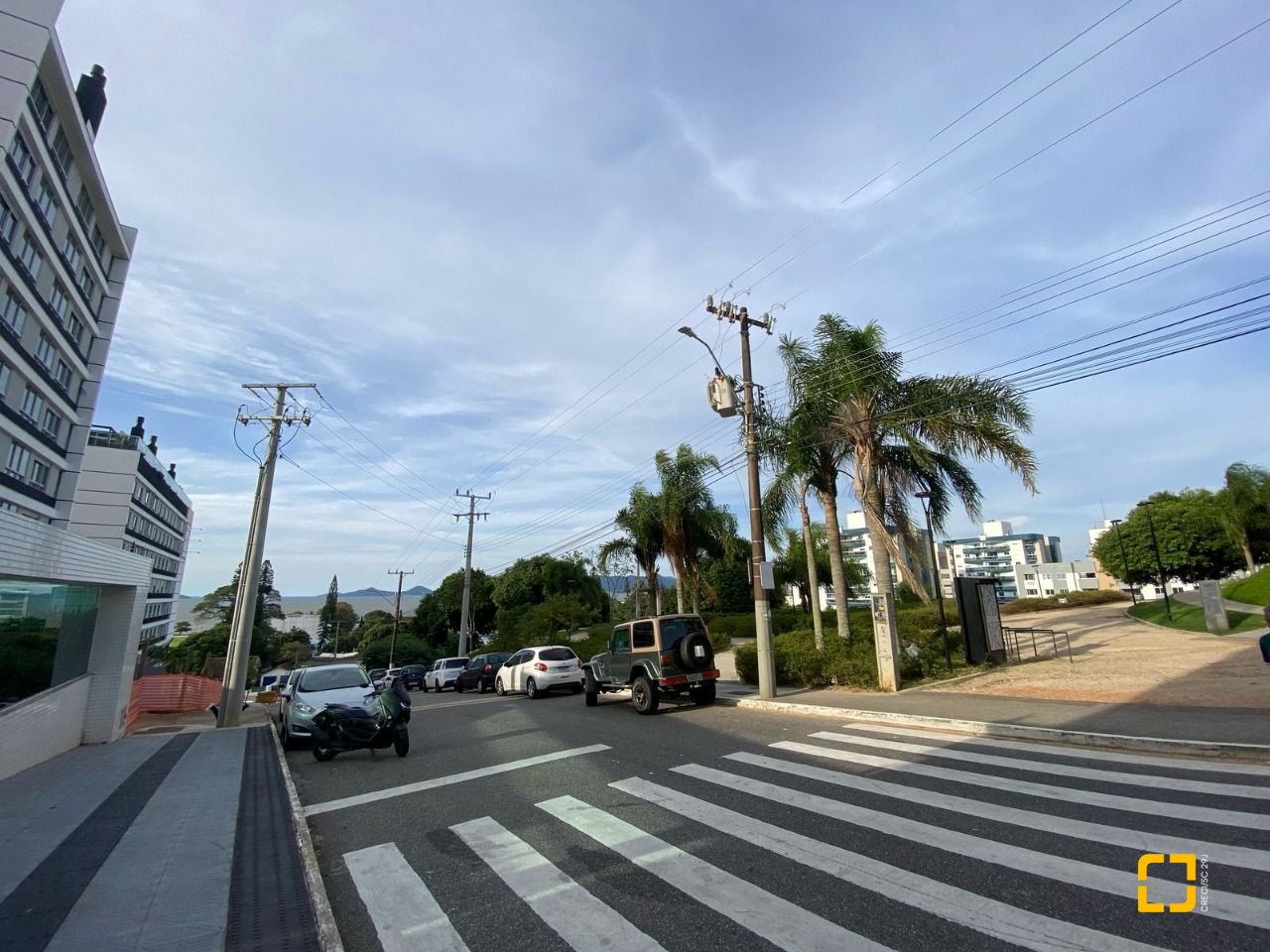 Apartamento com 109m², 4 quartos (sendo 1 suíte), 2 garagens, no bairro Estreito em Florianópolis
