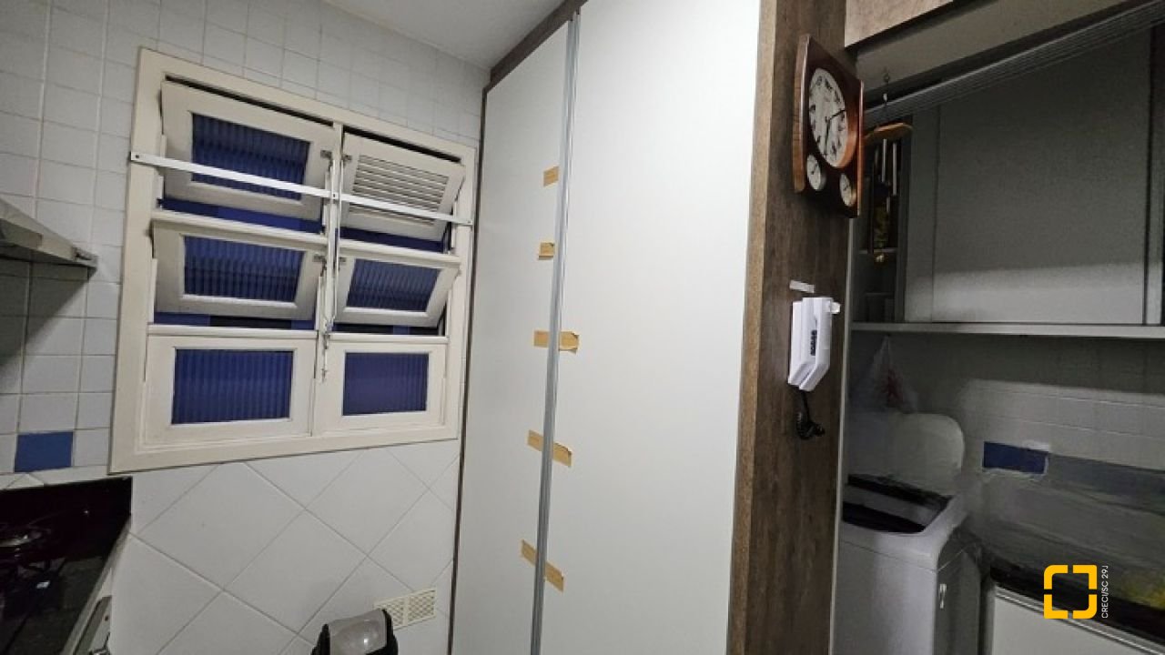 Apartamento com 69m², 4 quartos (sendo 1 suíte), 1 garagem, no bairro Canasvieiras em Florianópolis