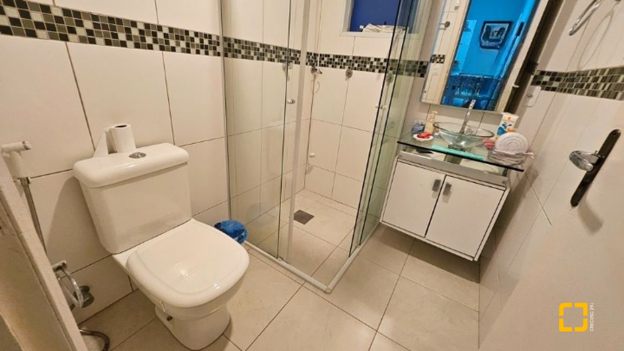 Apartamento com 69m², 4 quartos (sendo 1 suíte), 1 garagem, no bairro Canasvieiras em Florianópolis