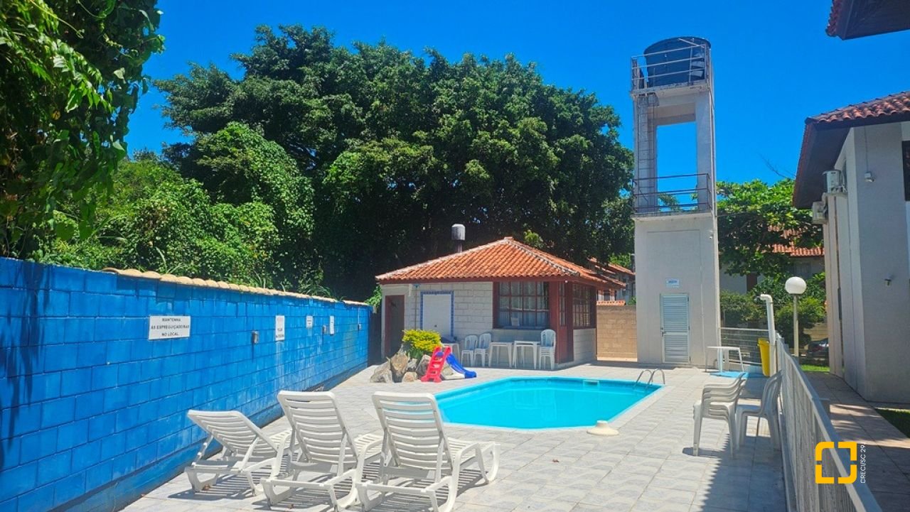 Apartamento com 69m², 4 quartos (sendo 1 suíte), 1 garagem, no bairro Canasvieiras em Florianópolis