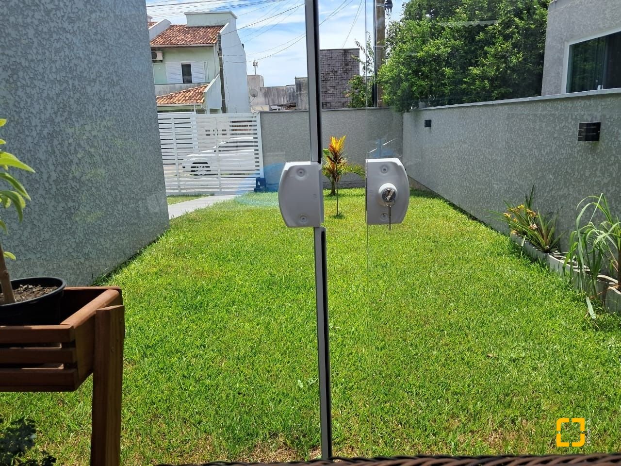 Casa com 145m², 4 quartos (sendo 1 suíte), 2 garagens, no bairro Ingleses em Florianópolis