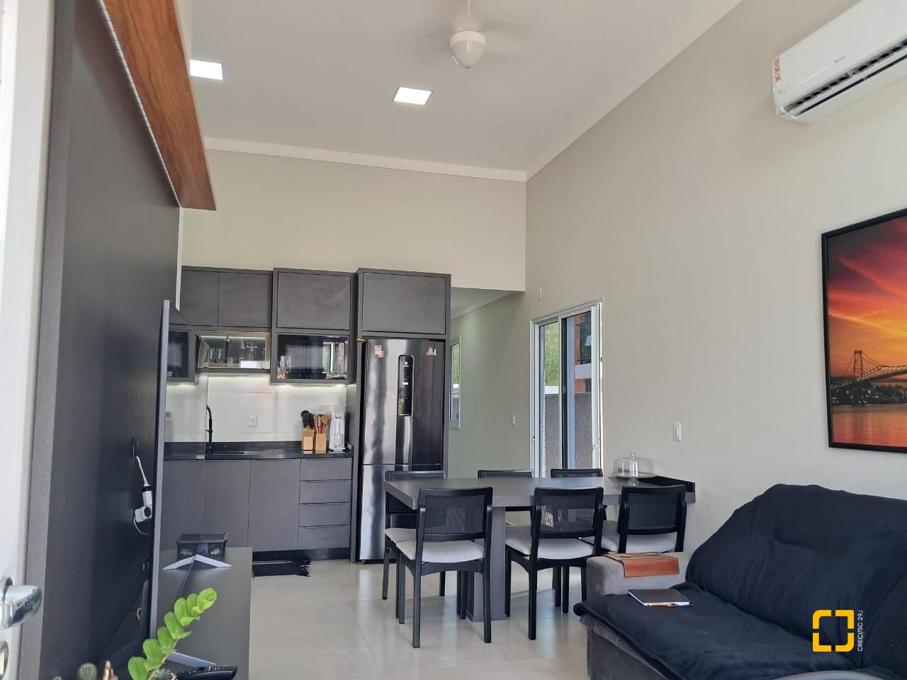 Casa com 145m², 4 quartos (sendo 1 suíte), 2 garagens, no bairro Ingleses em Florianópolis