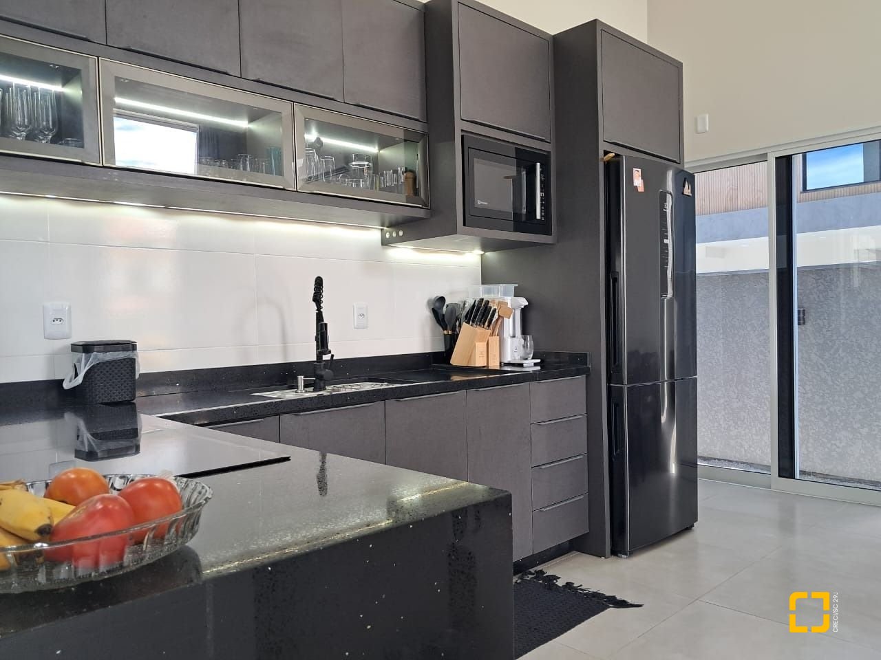 Casa com 145m², 4 quartos (sendo 1 suíte), 2 garagens, no bairro Ingleses em Florianópolis