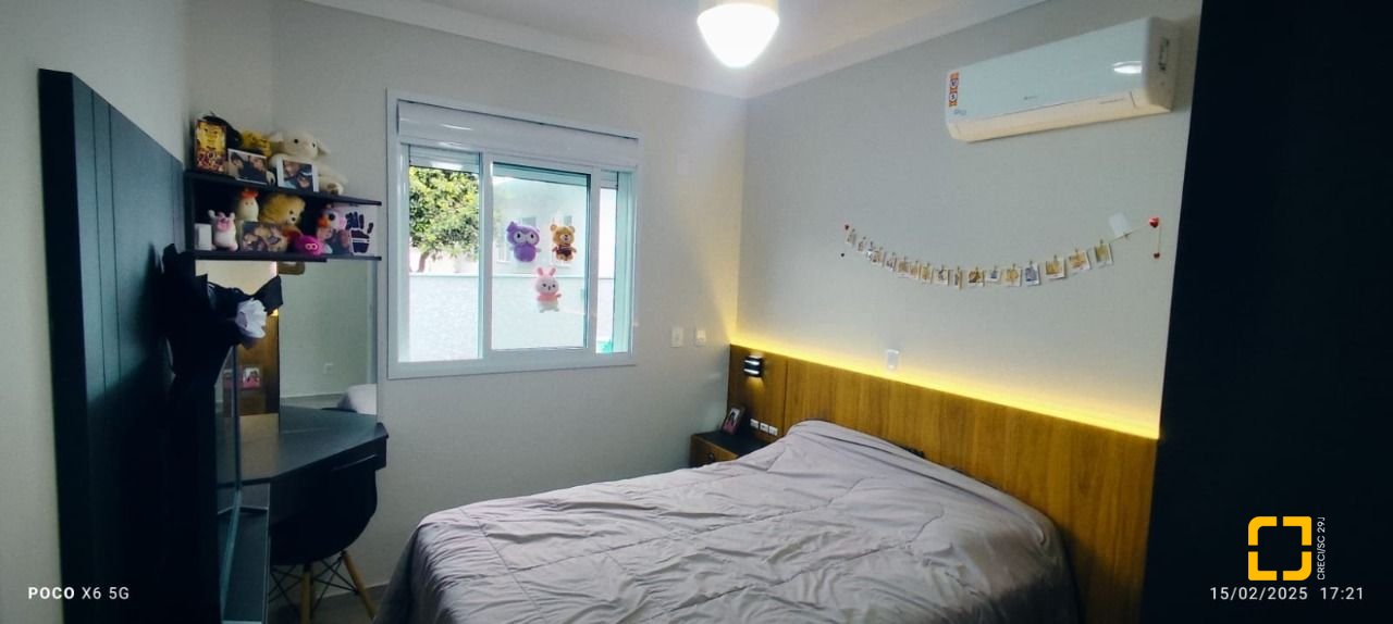 Casa com 145m², 4 quartos (sendo 1 suíte), 2 garagens, no bairro Ingleses em Florianópolis