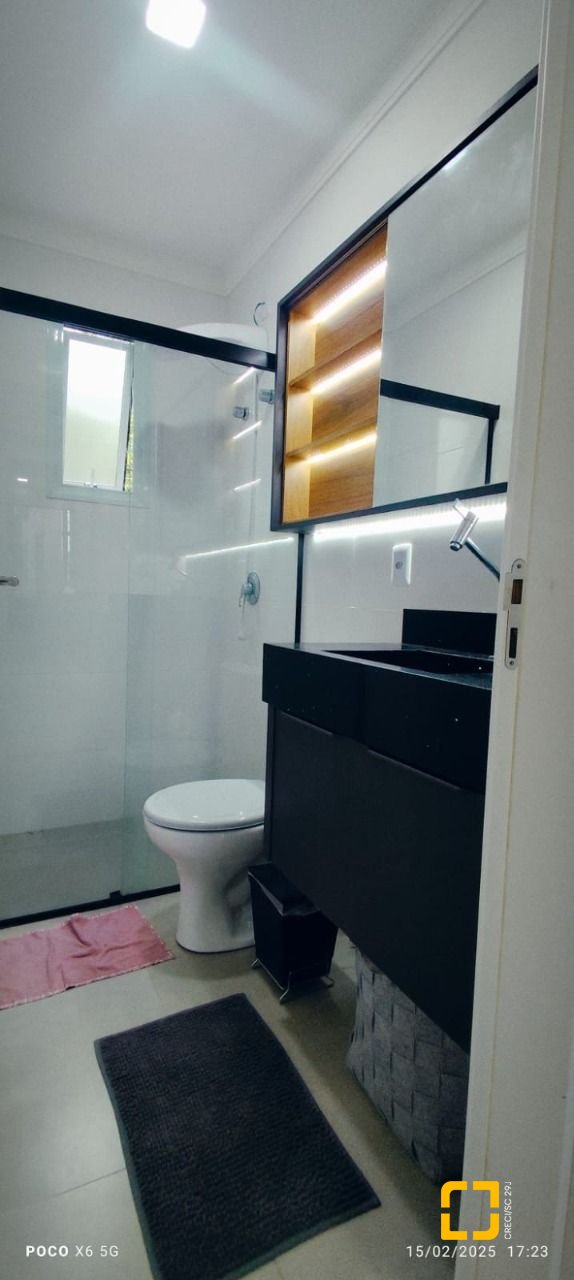 Casa com 145m², 4 quartos (sendo 1 suíte), 2 garagens, no bairro Ingleses em Florianópolis