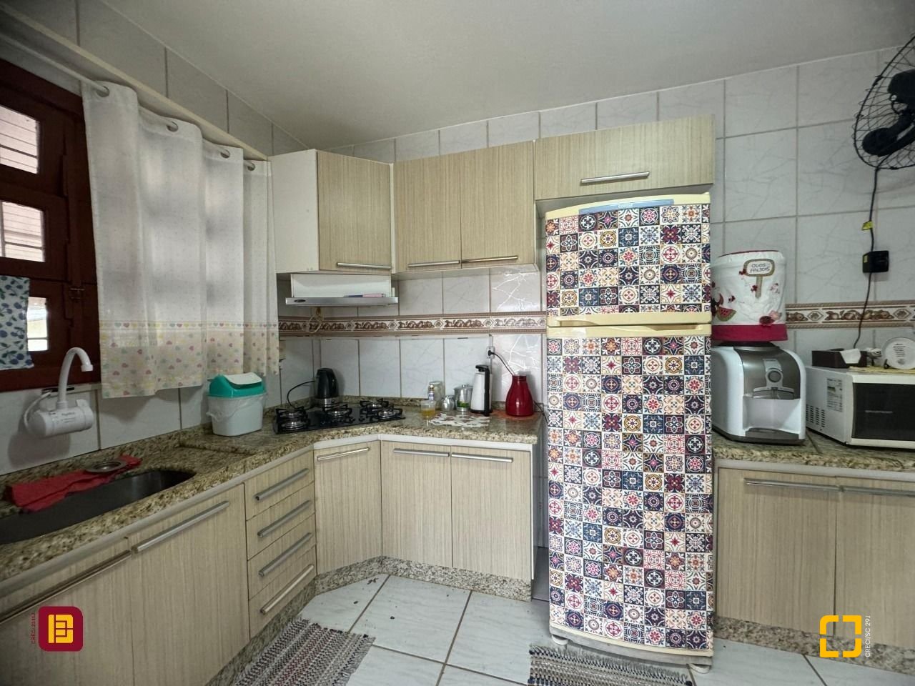 Casa com 150m², 6 quartos, 6 garagens, no bairro Rio Tavares em Florianópolis