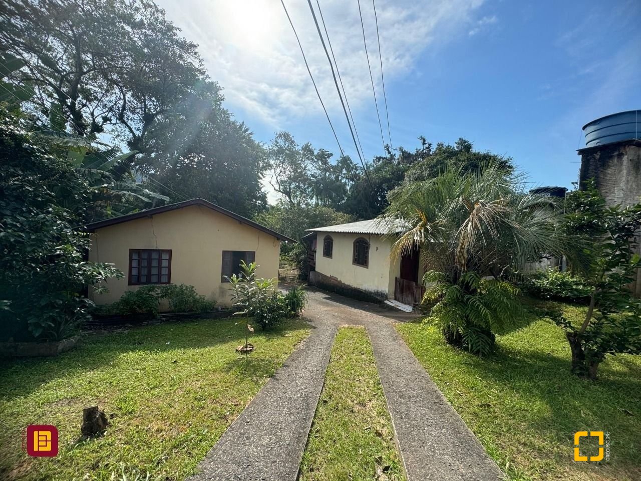 Casa com 150m², 6 quartos, 6 garagens, no bairro Rio Tavares em Florianópolis
