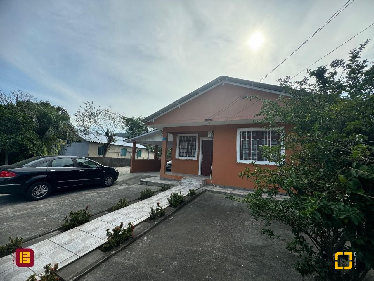 Casa com 150m², 6 quartos, 6 garagens, no bairro Rio Tavares em Florianópolis