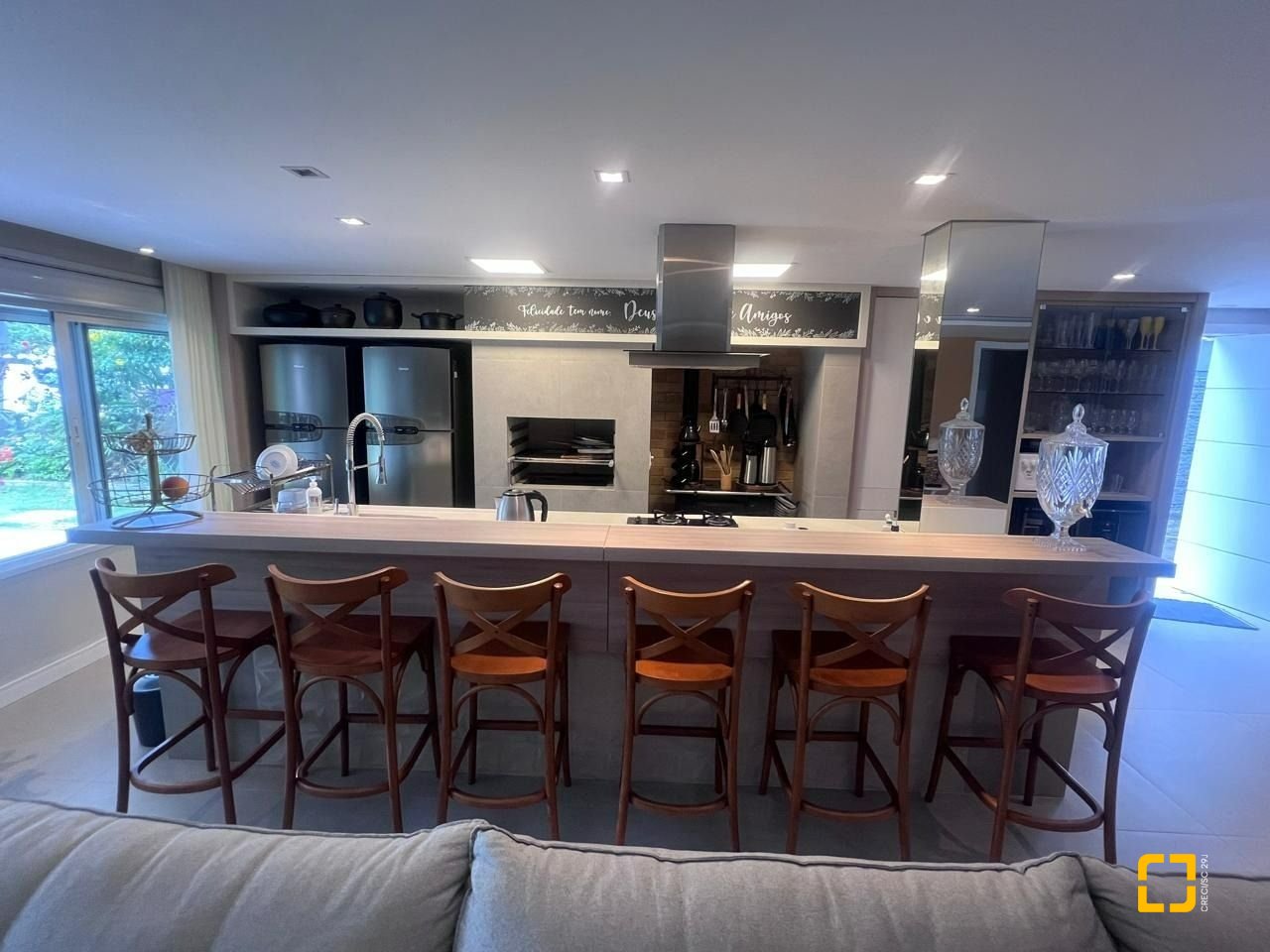 Casa com 152m², 3 quartos (sendo 1 suíte), 2 garagens, no bairro Cachoeira do Bom Jesus em Florianópolis