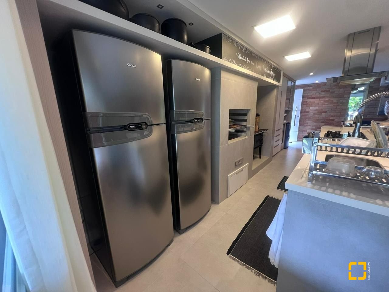 Casa com 152m², 3 quartos (sendo 1 suíte), 2 garagens, no bairro Cachoeira do Bom Jesus em Florianópolis