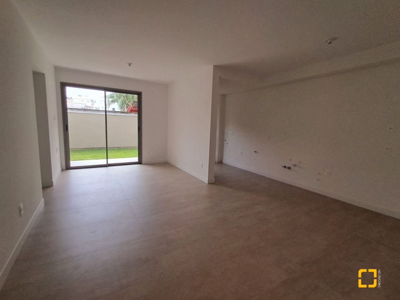 Apartamento com 120m², 3 quartos (sendo 1 suíte), 2 garagens, no bairro João Paulo em Florianópolis