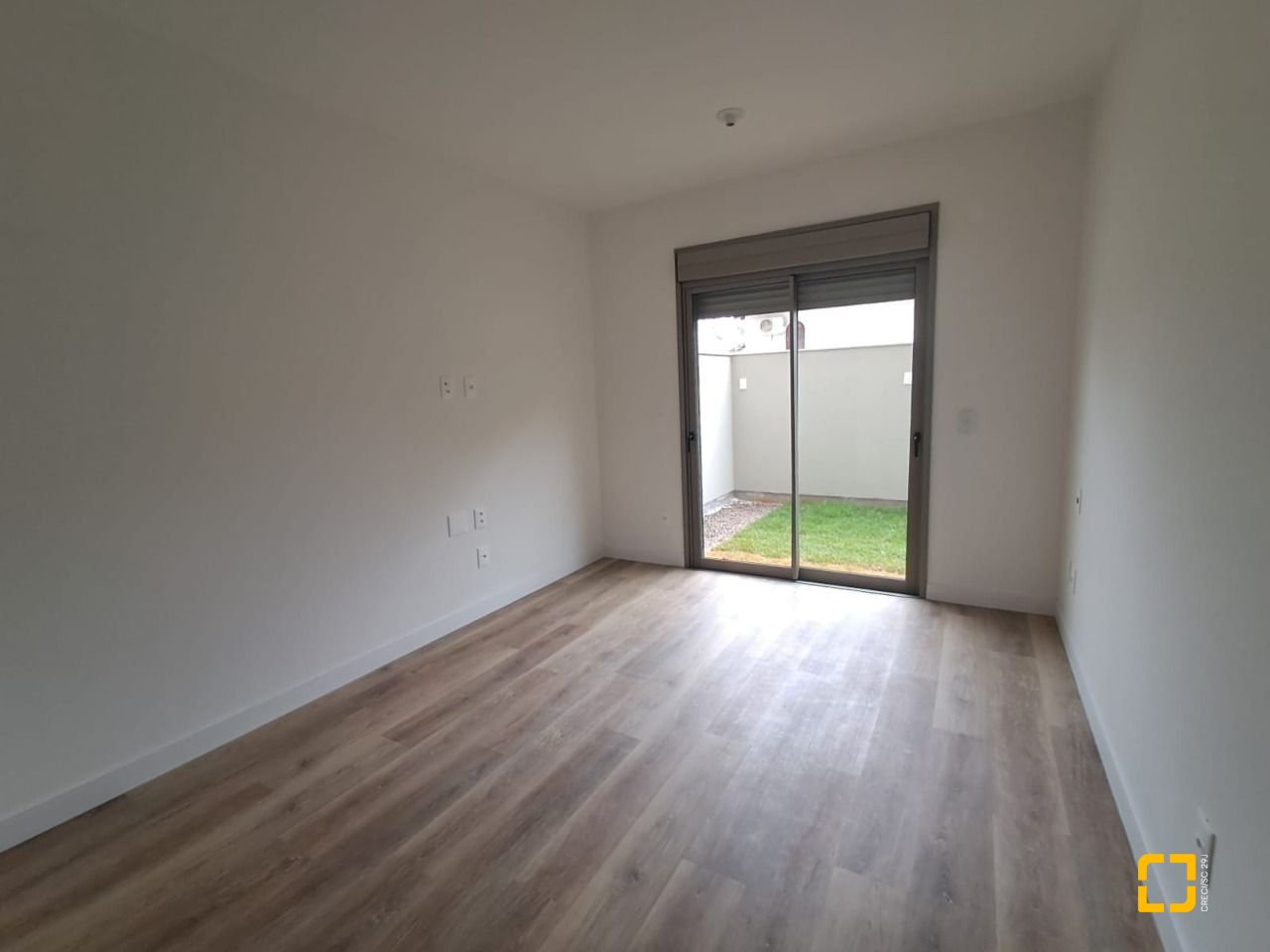 Apartamento com 120m², 3 quartos (sendo 1 suíte), 2 garagens, no bairro João Paulo em Florianópolis