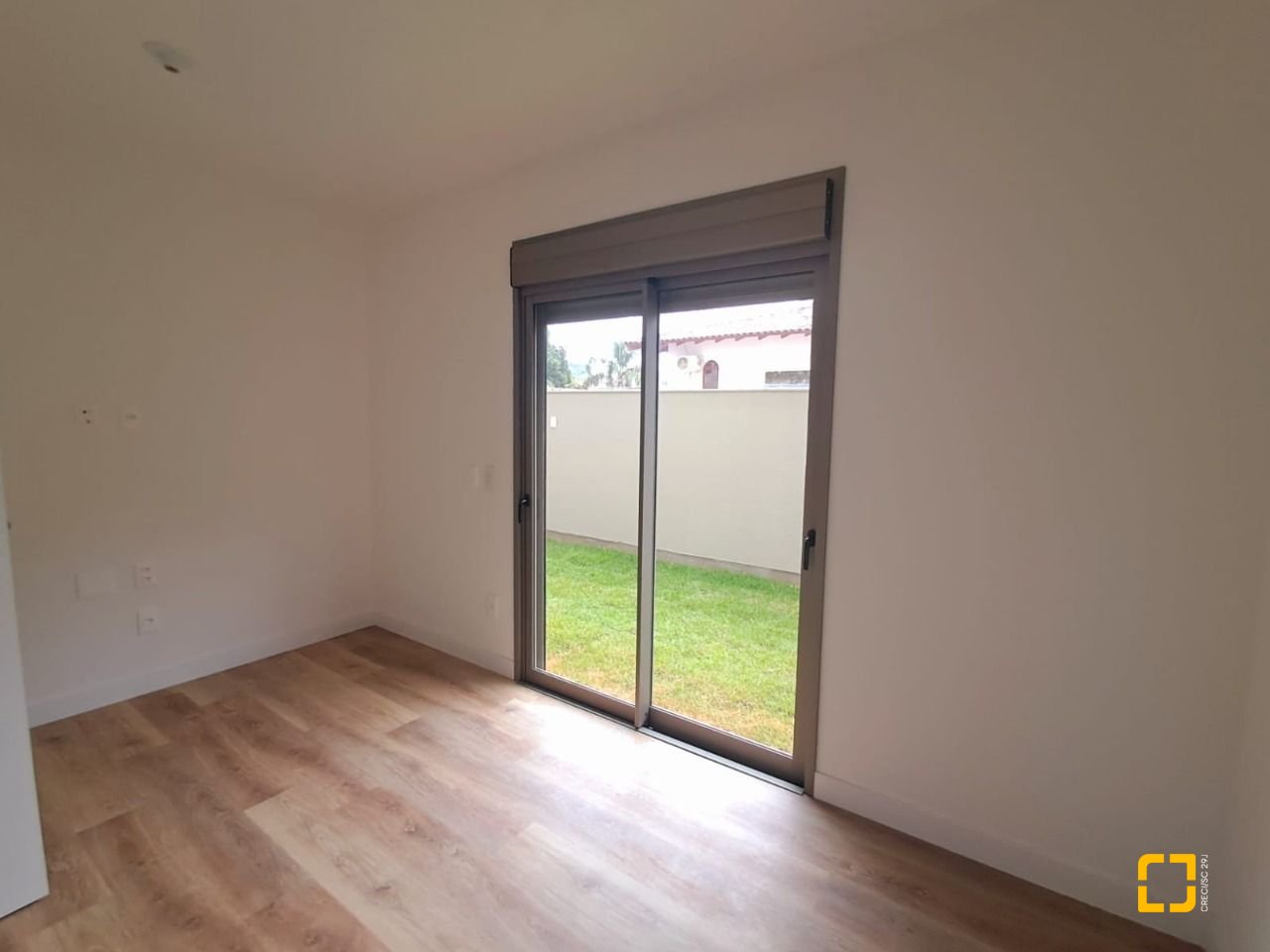 Apartamento com 120m², 3 quartos (sendo 1 suíte), 2 garagens, no bairro João Paulo em Florianópolis