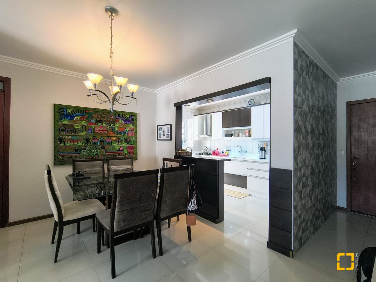 Apartamento com 91m², 4 quartos (sendo 1 suíte), 1 garagem, no bairro Abraão em Florianópolis