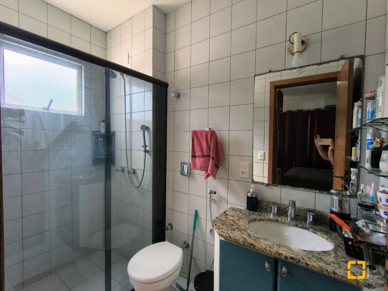 Apartamento com 91m², 4 quartos (sendo 1 suíte), 1 garagem, no bairro Abraão em Florianópolis