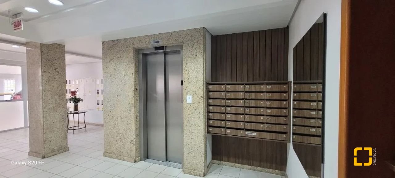 Apartamento com 91m², 4 quartos (sendo 1 suíte), 1 garagem, no bairro Abraão em Florianópolis