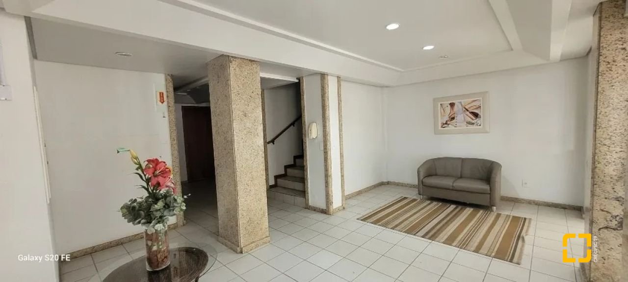 Apartamento com 91m², 4 quartos (sendo 1 suíte), 1 garagem, no bairro Abraão em Florianópolis