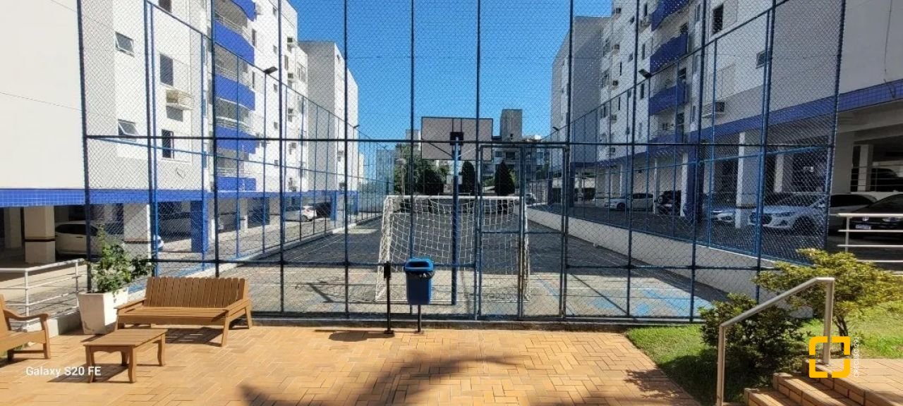 Apartamento com 91m², 4 quartos (sendo 1 suíte), 1 garagem, no bairro Abraão em Florianópolis