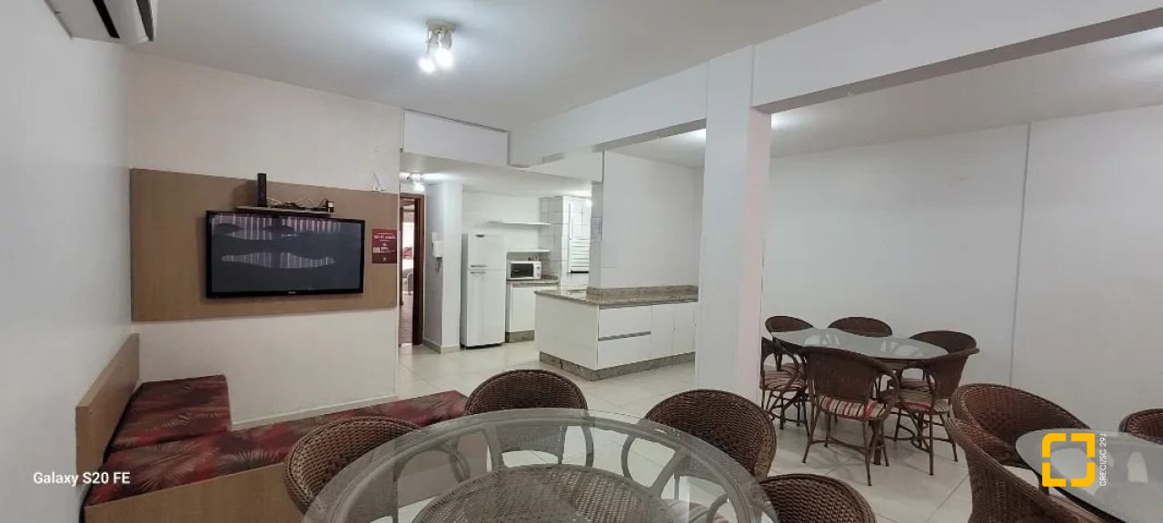 Apartamento com 91m², 4 quartos (sendo 1 suíte), 1 garagem, no bairro Abraão em Florianópolis