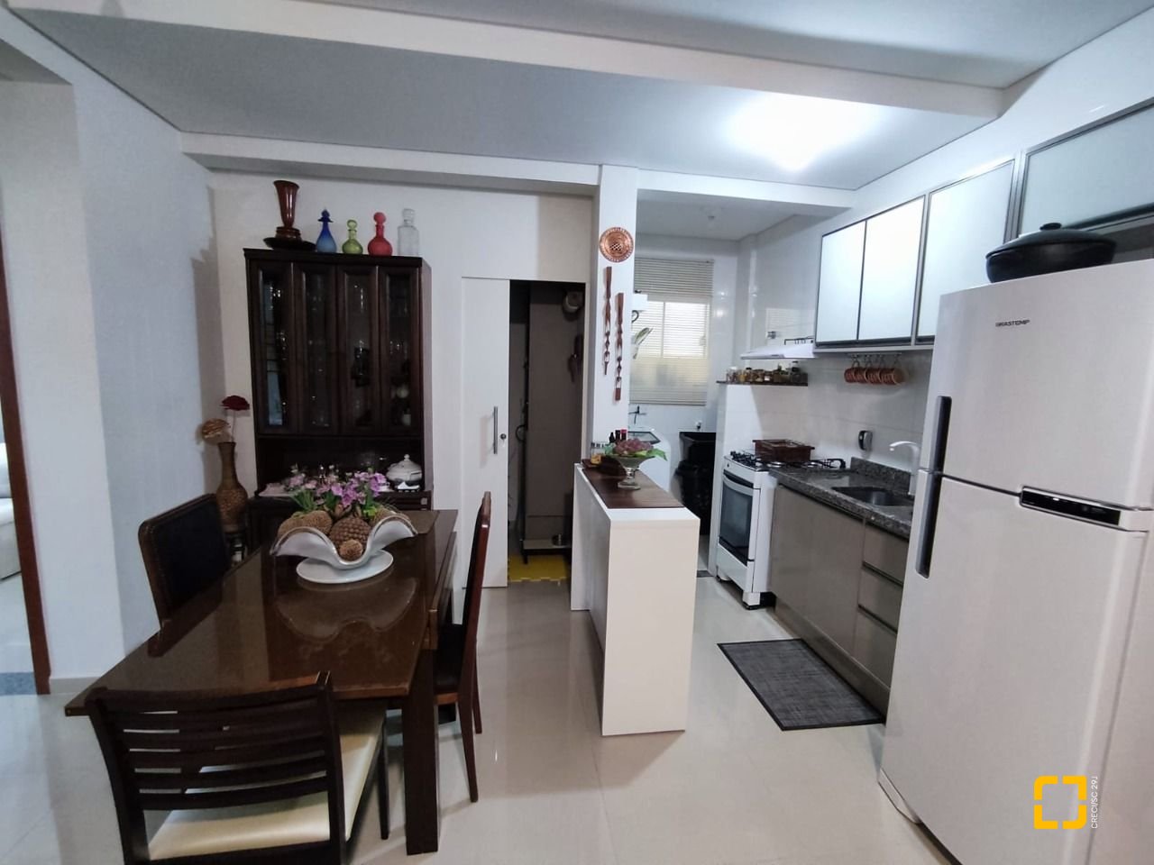 Apartamento com 74m², 3 quartos (sendo 1 suíte), 1 garagem, no bairro Ingleses em Florianópolis