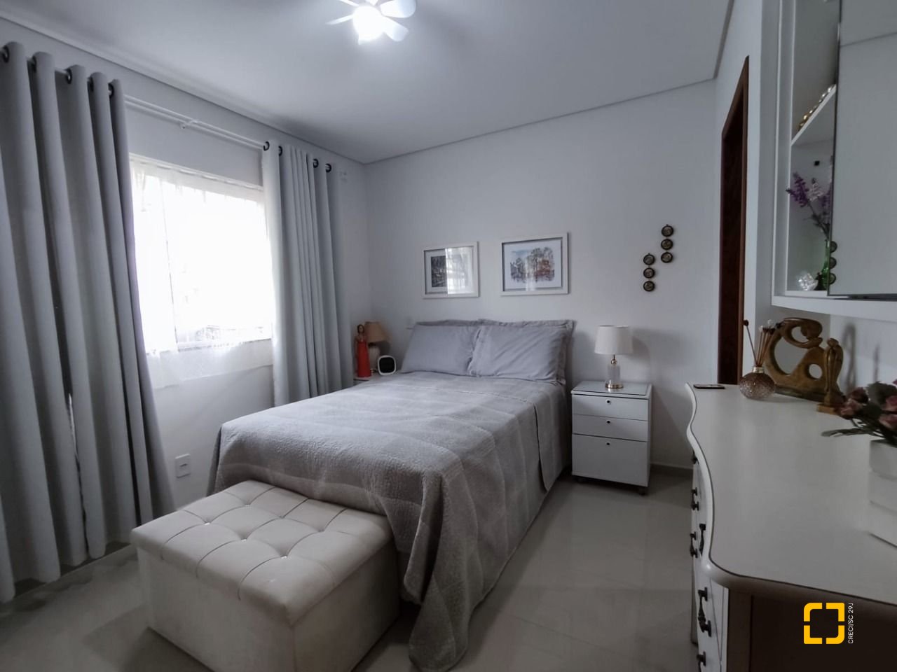 Apartamento com 74m², 3 quartos (sendo 1 suíte), 1 garagem, no bairro Ingleses em Florianópolis